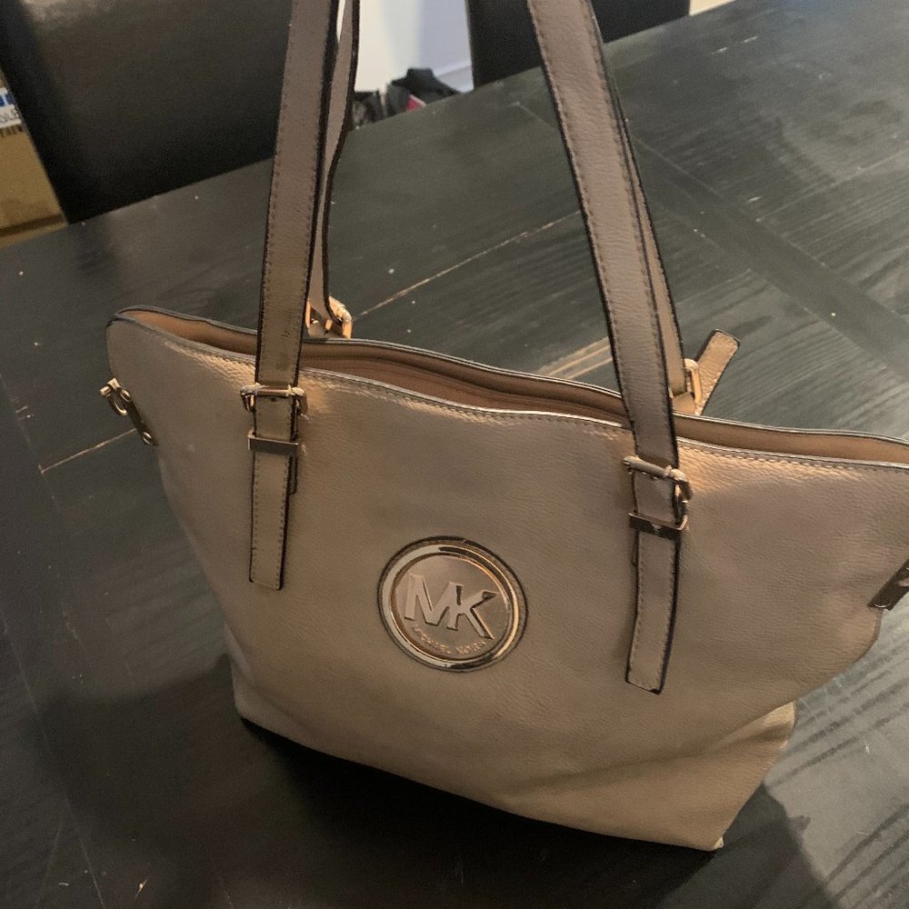 Michael Kors Leather Purse